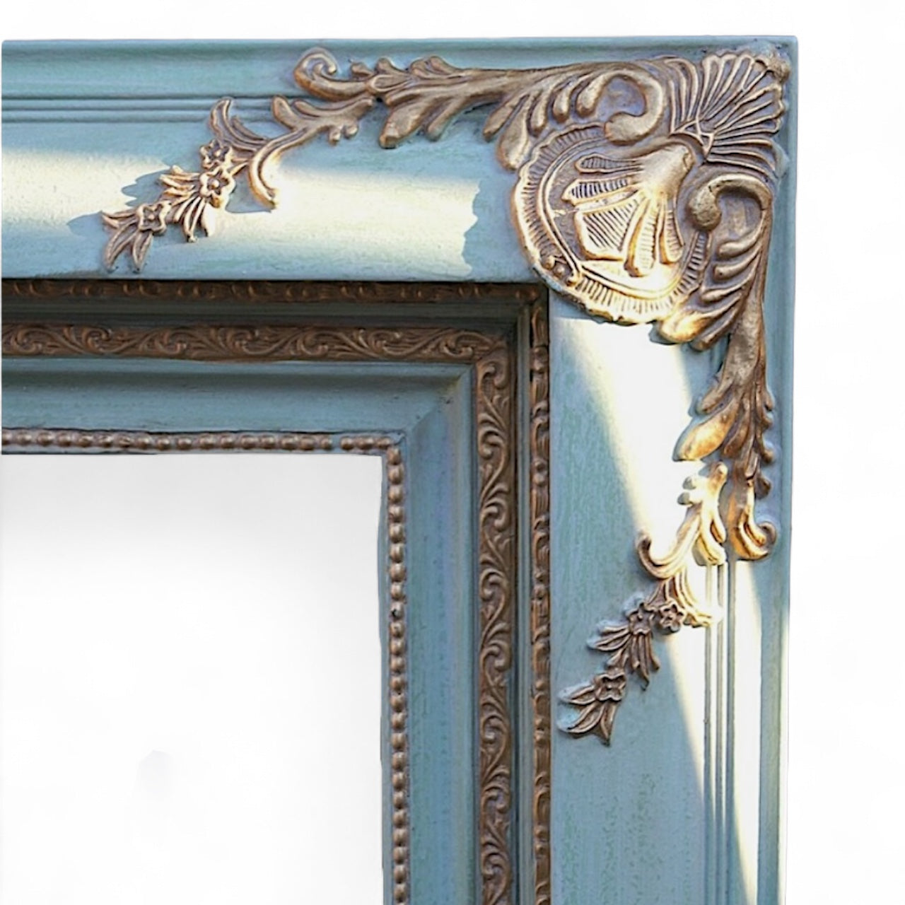 Grüner Barockthron: Majestätischer Salonspiegel in Türkis und Gold – Historisches Design