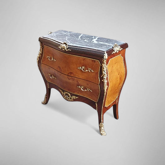 Luxuriöse Barock Anrichte - Massivholz, Intarsien & Bronze-Details – Stilistisch & Handgefertigt