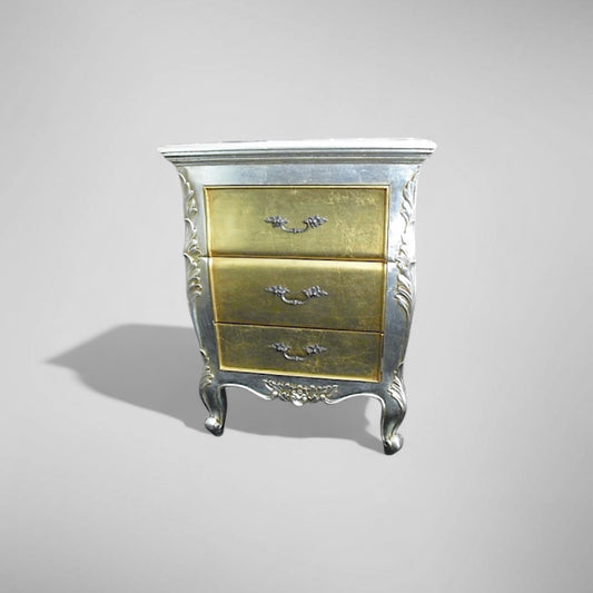 Stilvolle Barock Kommode – Mahagoni, Silber & Gold-Veredelung