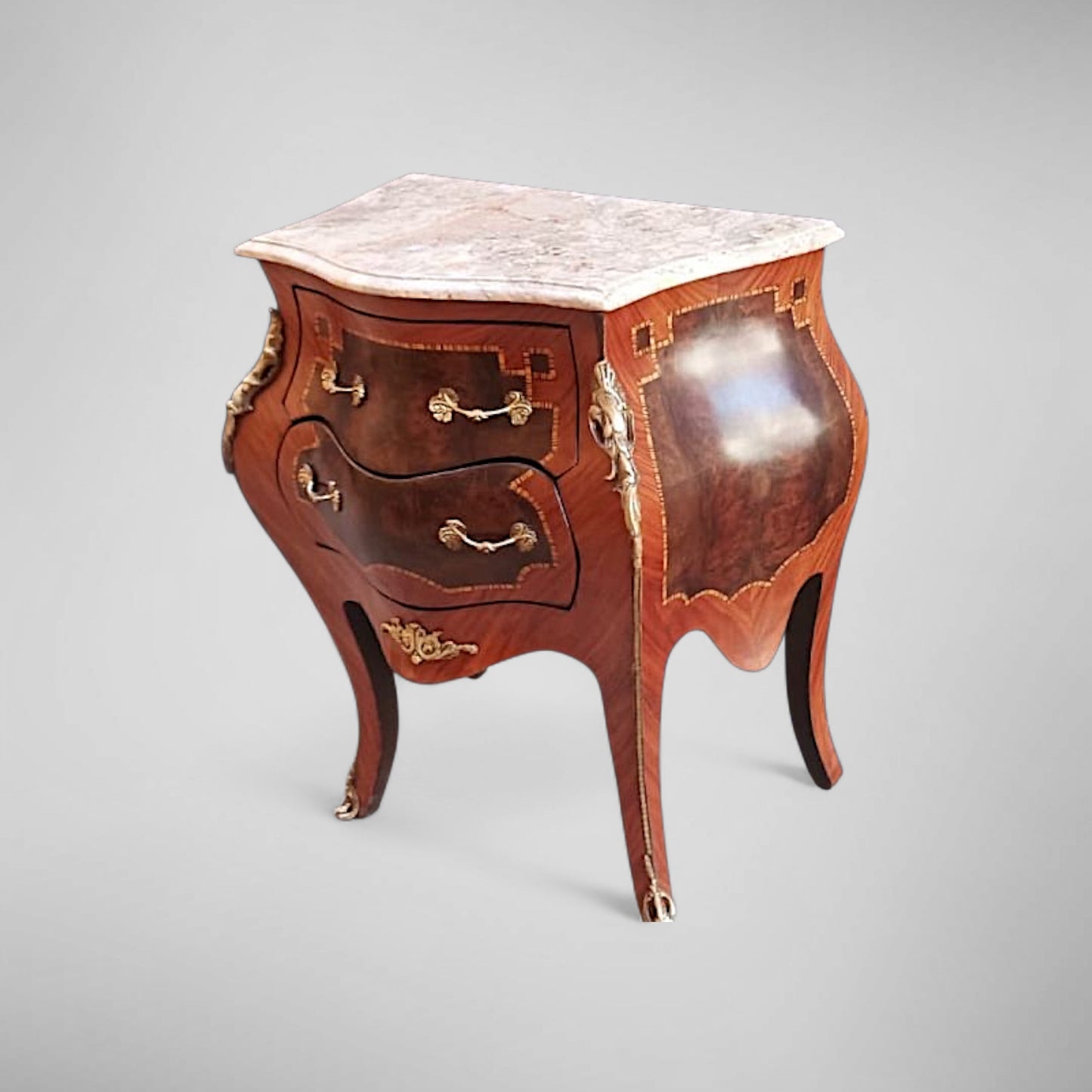 Kunstvolle Barock Kommode - Massivholz, Intarsien & Gold-Details – Stilistisch & Handgefertigt