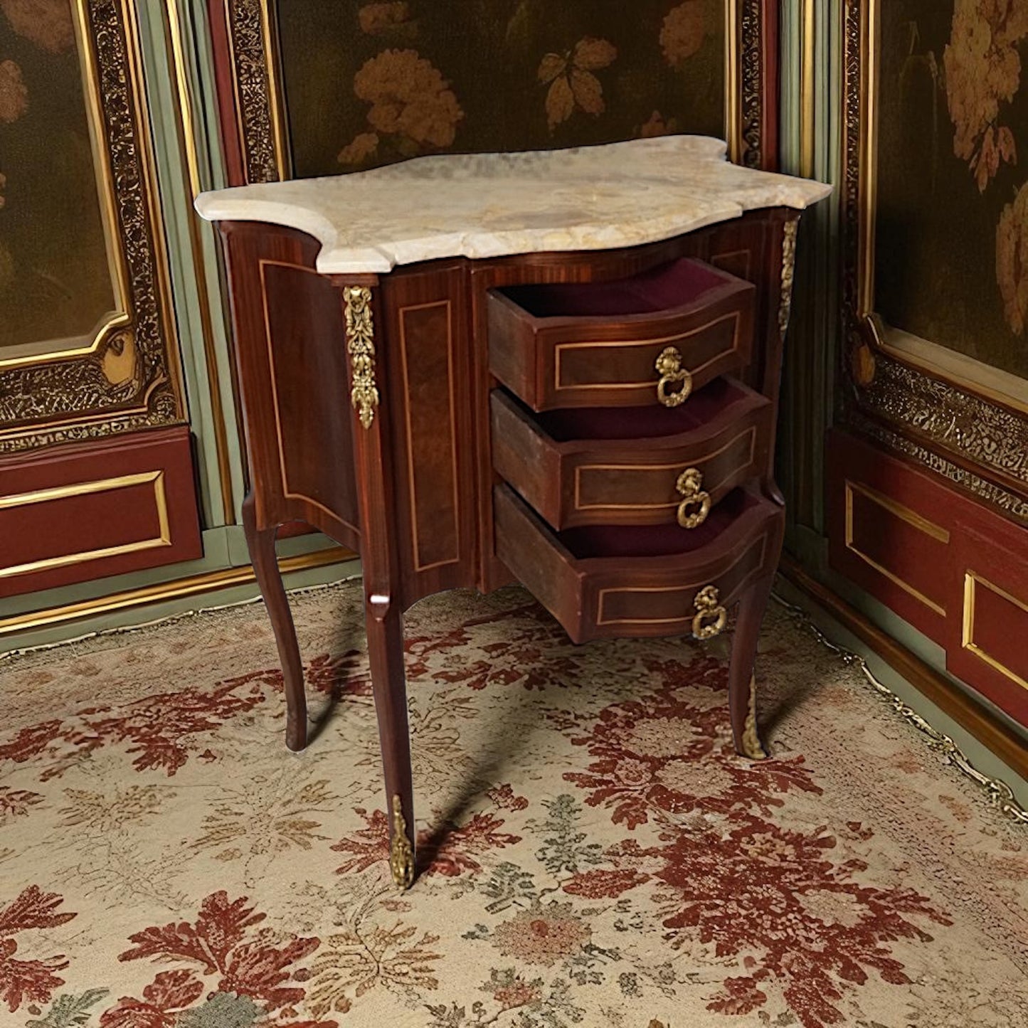 Exklusive Barock Kommode - Massivholz, Intarsien & Gold-Details – Stilistisch & Handgefertigt